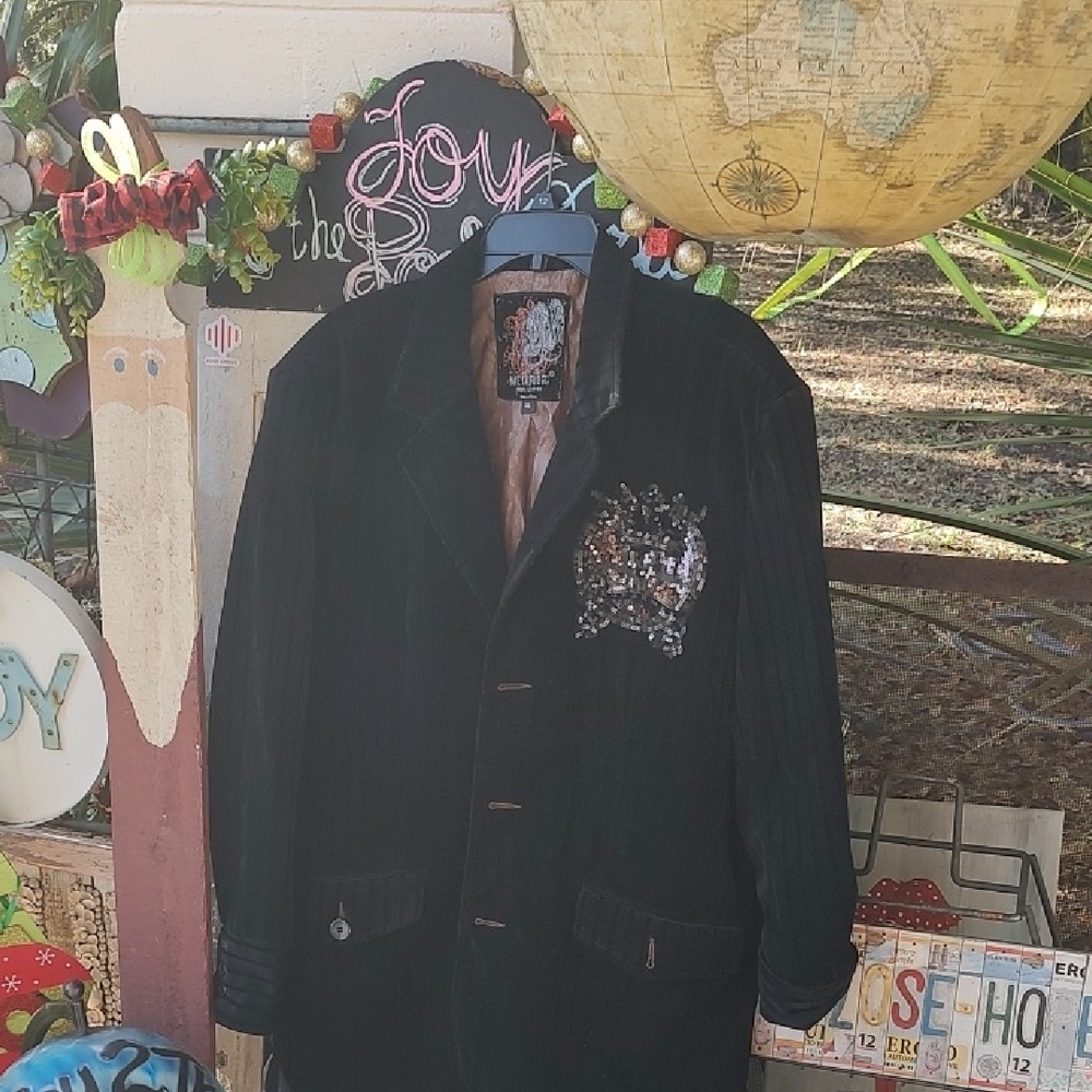 GUC Meta Fuori corduroy black Blazer with Embellished Crest (mens) unisex